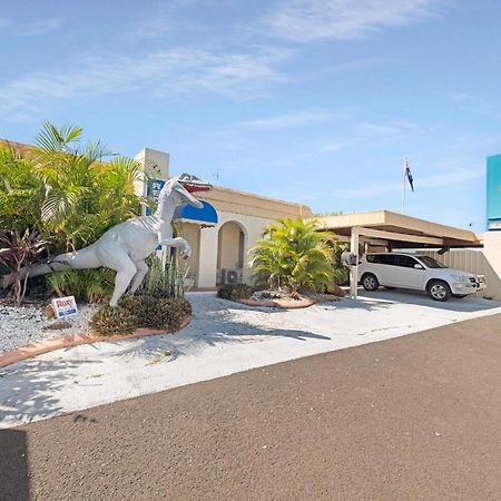 Bundaberg Coral Villa Motor Inn Екстер'єр фото