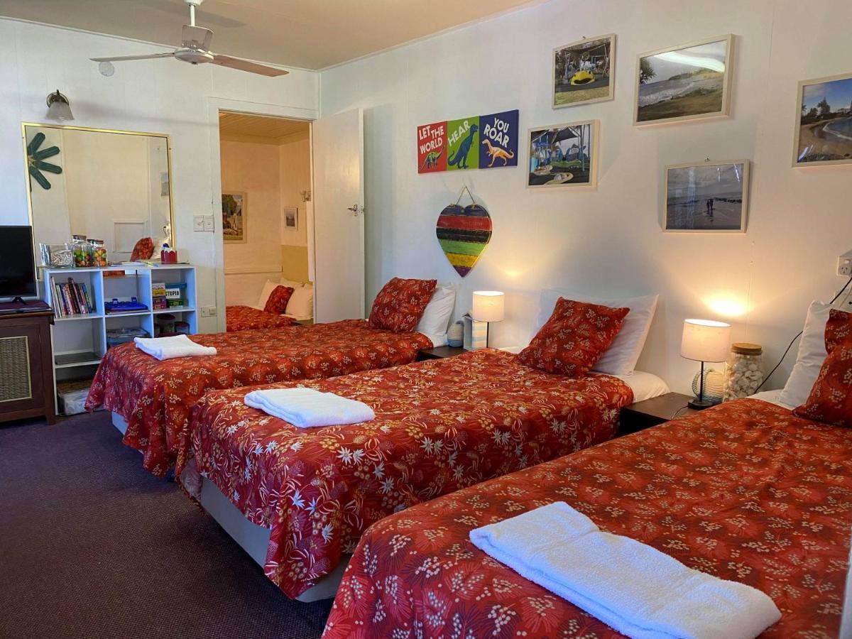 Bundaberg Coral Villa Motor Inn Екстер'єр фото