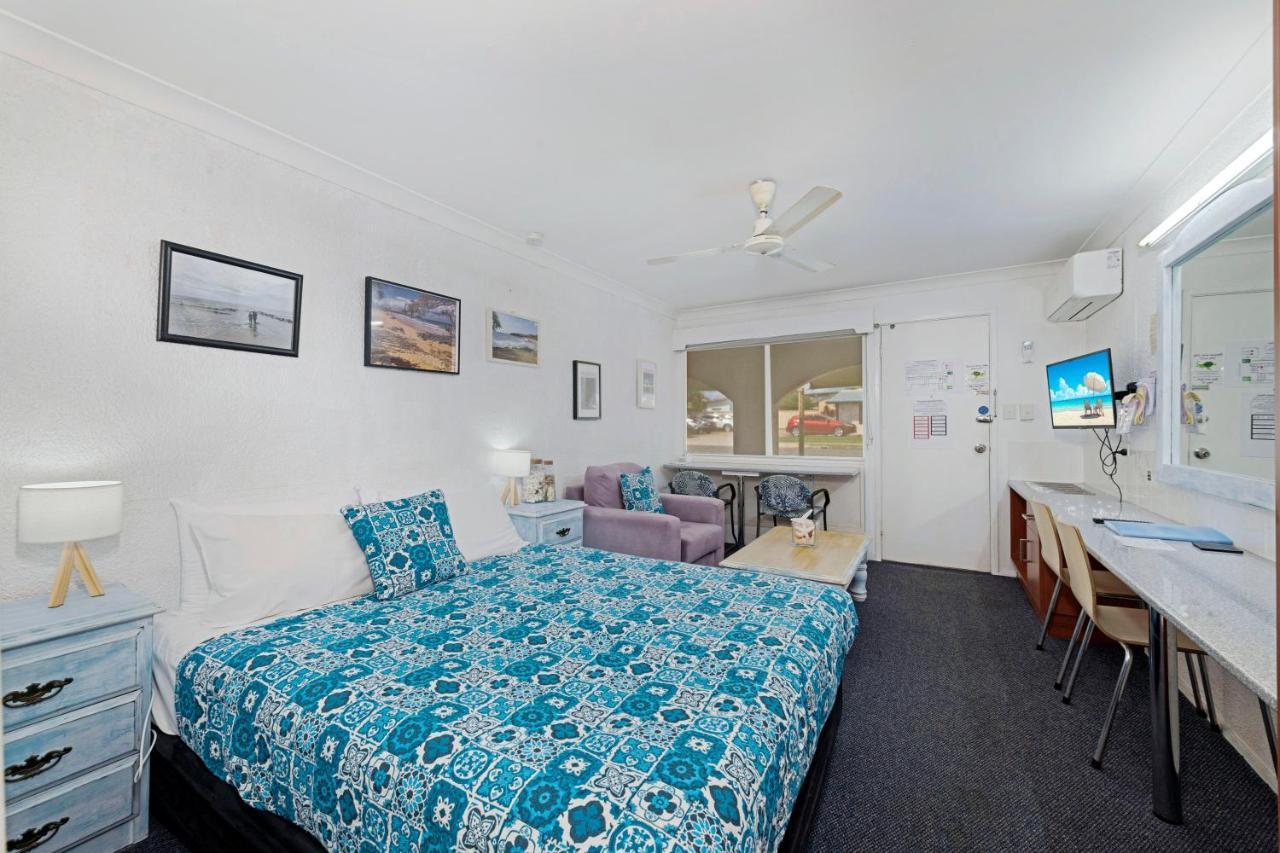 Bundaberg Coral Villa Motor Inn Екстер'єр фото