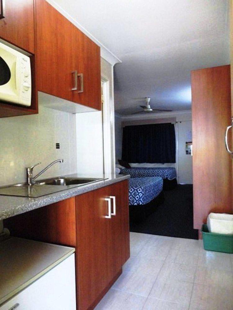 Bundaberg Coral Villa Motor Inn Екстер'єр фото