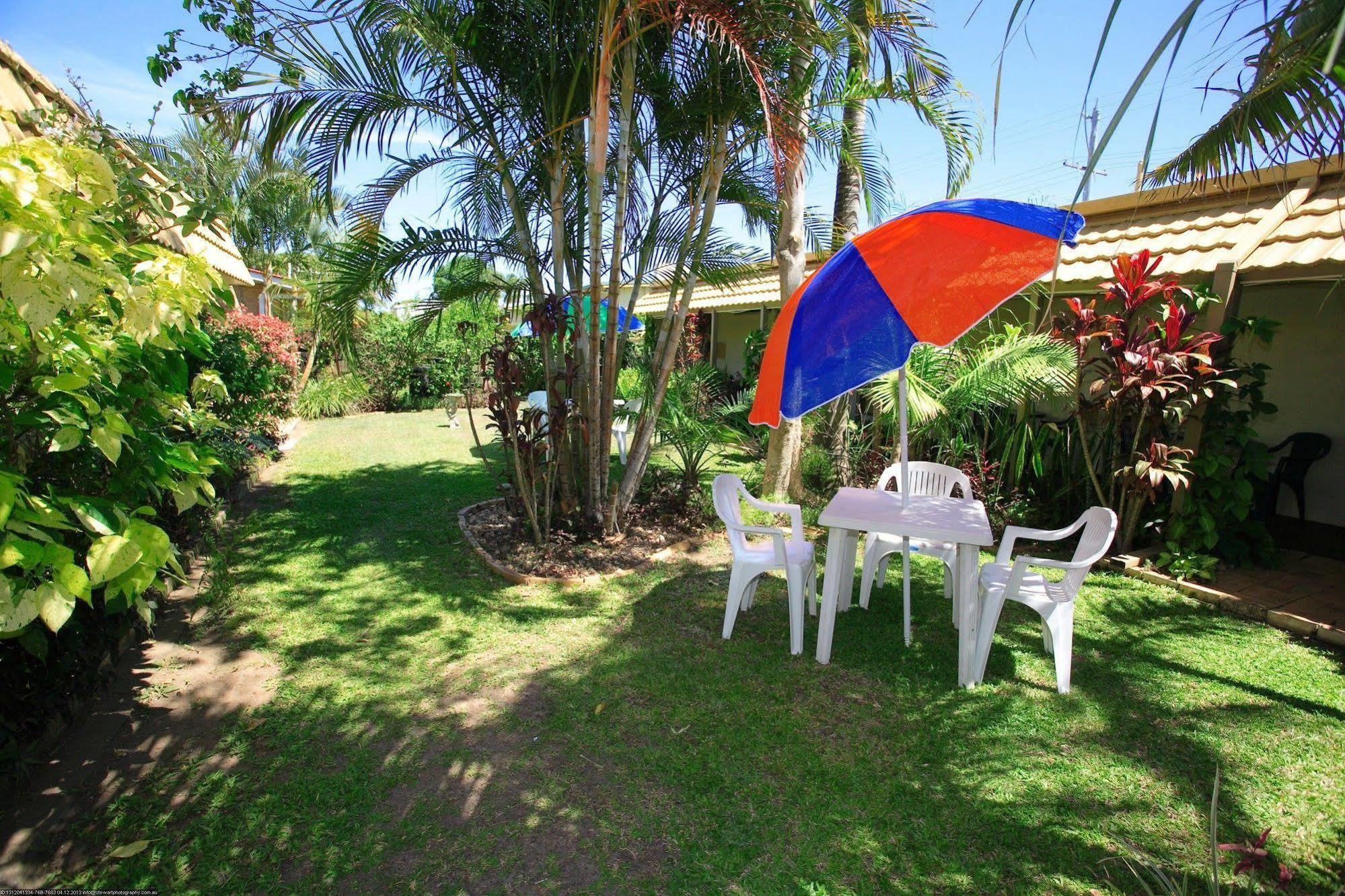 Bundaberg Coral Villa Motor Inn Екстер'єр фото